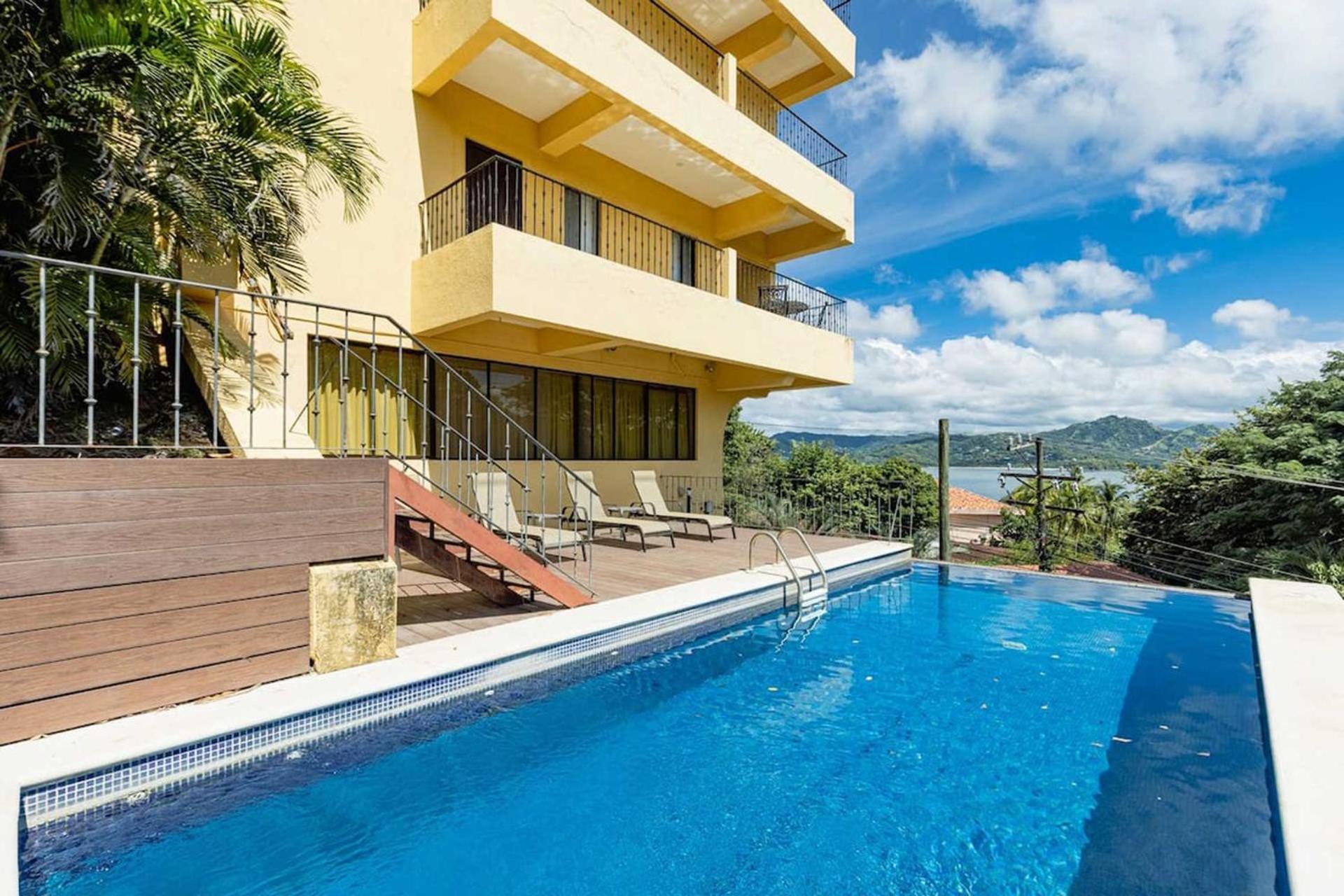 Вілла Newly Remodeled Unit In Flamingo With Sweeping Ocean Views From Big Terrace Плайя-Фламінго Екстер'єр фото
